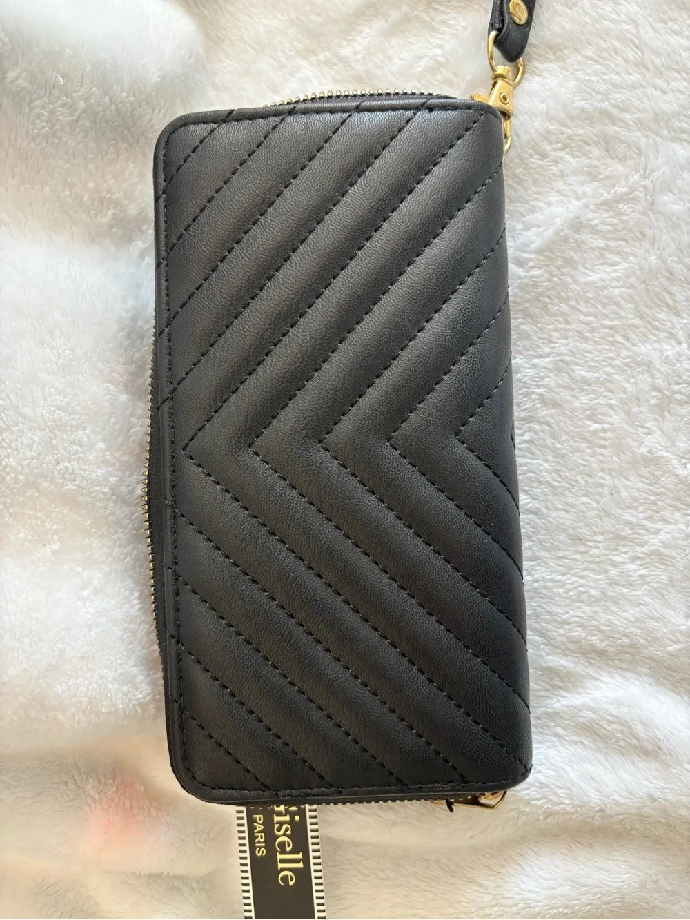 Giselle Paris Quilted Black Wristlet Clutch wallet
